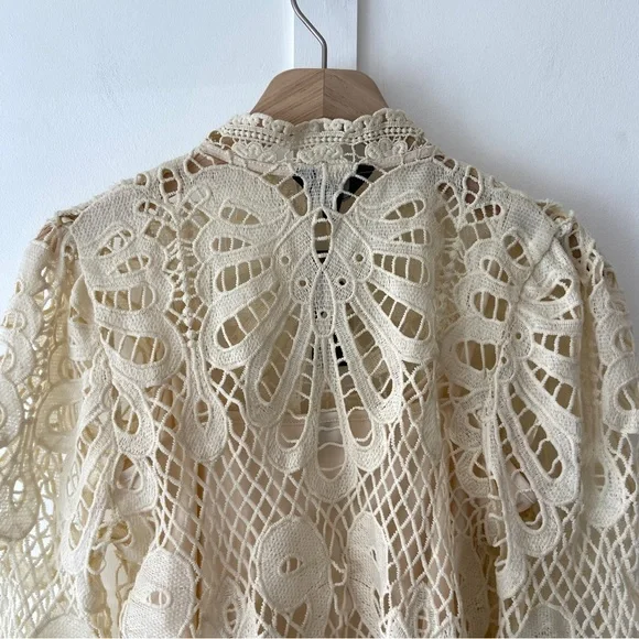 Adiva Lace High Neck Top - Size M - Picture 5 of 12